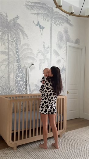 Niki Jensen | I really hope this whole waking up at 5am doesn’t become a thing 😭 #morningroutine #spendthemorningwithme #momof2 #morningvlog #mommylife | Instagram