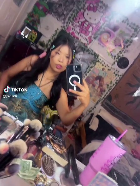 why my neck snap like that