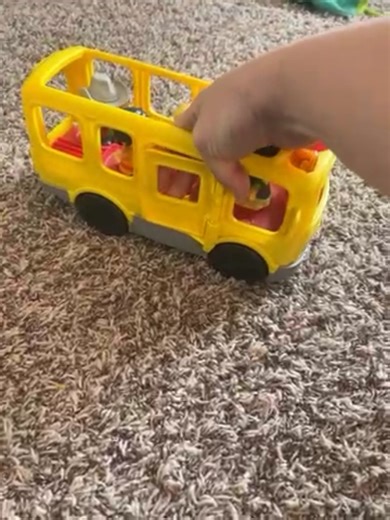 Watch Fisher Price Bus!!  on Amazon Live
