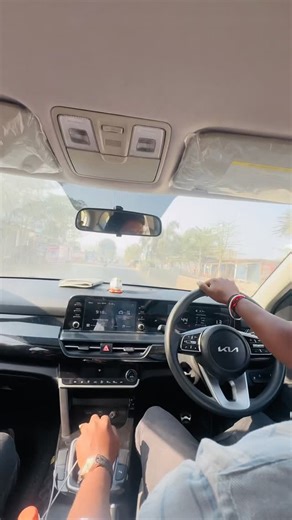 Madhan_Bunny_|interior designer on Instagram: "New meets & New projects @avr__interiors__architecture #interiors #reels #vairal #instagram #site"