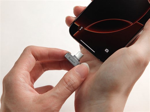 iKlips S: Thumb-Sized Fingerprint SSD That Moves 1GB in 3 Seconds - Yanko Design