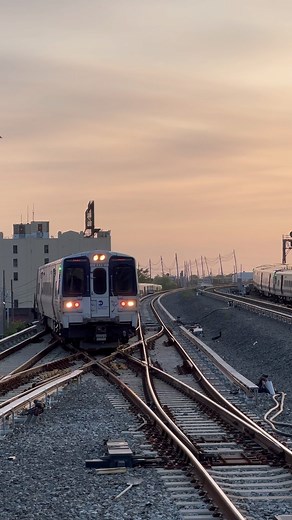 Arriving From Atlantic! A Kawasaki M9 Approaching Track 11 at Jamaica. #LIRR #LongIslandRailRoad @MTALIRR @MTA M7 #M9 #MTASCAPES #LongIsland #KawasakiM9 #BombardierM7 #NYCTrain #PennStation #GrandCentral #GrandCentralMadison #LIRRJamaica | NYC Subway Life