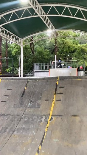 Getting stronger with every ride! 💪🏽🚴 #FreestyleRiders #BMXGrowth | MTB Madness