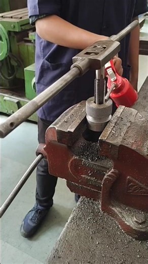 Internal Thread Tapping Operation