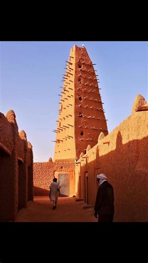 15 reactions | AGADEZ NIGER Agadez is a historic city in northern...