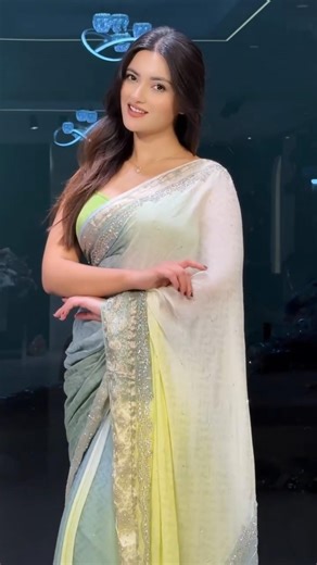 Beautiful designer partywear latest fancy unique saree #designer #partywear #fancy #saree