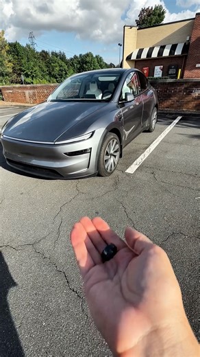 Epic Fail Tesla 😱 #tesla #automobile #shortsvideo