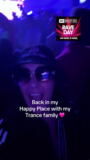 Bucket hat mom (@buckethatmom)’s videos with original sound - Bucket hat mom