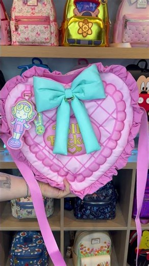 Get ready to unlock a tiny world of big memories with Polly Pocket! 🩷
