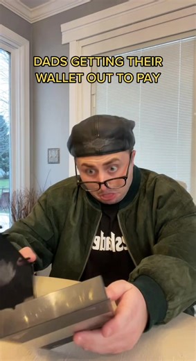 The tri-fold wallets are elite in my opinion #fyp #dadsoftiktok #foryou