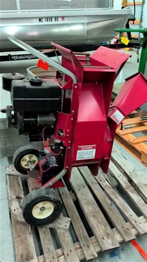 TOMAHAWK CHIPPER/SHREDDER For Sale