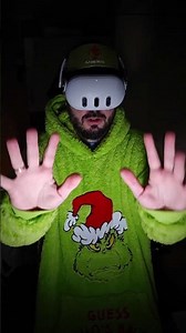 Grinch zgaduje Twój prezent! (Quest 3 czy Skarpety?)