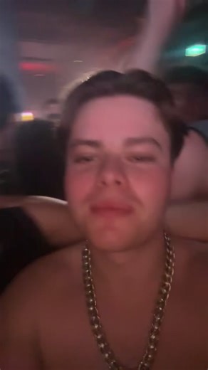 Exploring the Digital Rave Scene