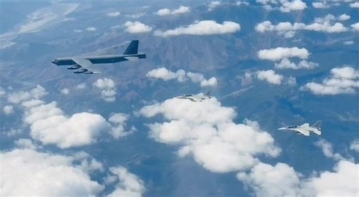 WATCH: Two U.S. B-52 bomber aircraft flew alongside two Philippine FA-50 fighter jets during bilateral bomber air patrols over the Luzon Strait and the West Philippine Sea on February 4 and 6, 2026. The activity was part of a bilateral engagement between the Philippine Air Force (PAF) and the US Pacific Air Forces (PACAF), with support from the Special Operations Command Pacific (SOCPAC) and US Marine Corps Forces Pacific (MARFORPAC). A live-drop exercise was also conducted at Col. Ernesto Rabin