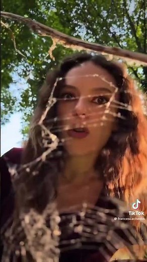 Francesca Michielin sings her new single "Strega comanda" on TikTok on 06/05/2026