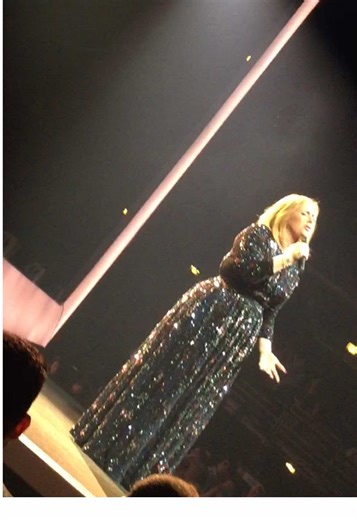 adelelive (@adelelive)’s videos with original sound - adelelive