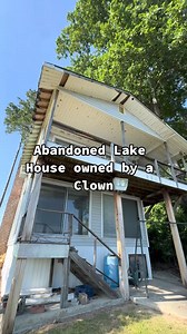 Abandoned house filled with clown art! #urbex #abandonedplaces | Urbexer Hunter