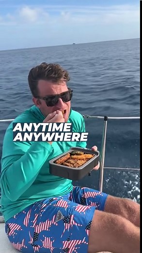 Hot Bento PLUS Self Heated Lunch Box and Food Warmer Removeable Battery Powered, Portable, Cordless, Hot Meals for Office, Travel, Jobsite, Picnics, Outdoor Recreation, Kitchen Meal Prep, Black