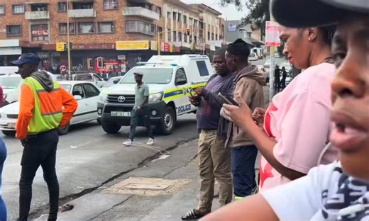 Those protests are for votes they don’t care to research anything they want to use the issue of immigration for local government votes . The Department of Cooperative Governance and Traditional Affairs (GOGTA) has taken a firm stance against the alleged coronation of a Nigerian King in KuGompo City. According to Cogta, reports indicate that the individual, who is being portrayed as a “king”, was allegedly coronated by a group of community members reportedly originating from Nigeria. No one will