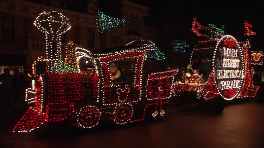 It’s Back! Don't miss the #DisneyParksLIVE stream of 'Main Street Electrical Parade' at Disneyland Resort! | Disneyland