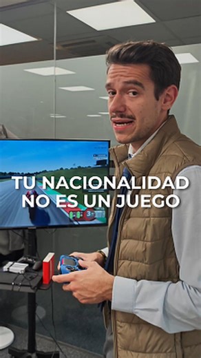 ¡Tu futuro en España no es un videojuego! 🇪🇸 ¿Sabías que un error pequeño puede retrasar tu nacionalidad por años? 😱 En este video te mostramos que el camino desde tu primera residencia hasta el pasaporte español requiere una estrategia real, no suerte. No dejes tus papeles al azar; nosotros te acompañamos en cada nivel del proceso para asegurar tu "victoria" legal. ¡Guarda este video para que no olvides que el éxito de tu expediente empieza hoy! 📌 #nacionalidadespañola #residenciaespaña #ex