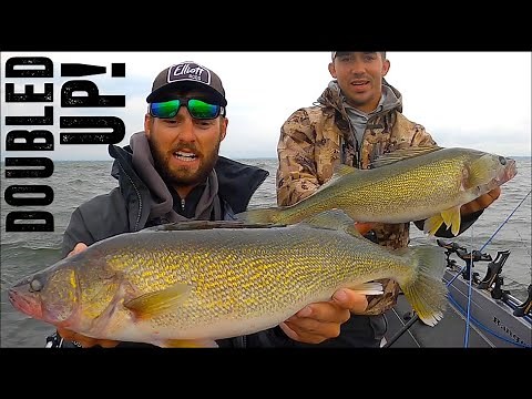 Catching TONS of Walleyes With This SUPER EFFECTIVE Technique!