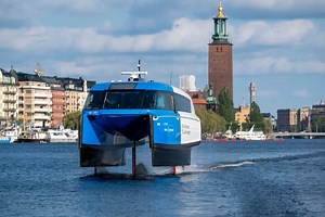Candela starts regular operation of first electric hydrofoil ferry in Stockholm