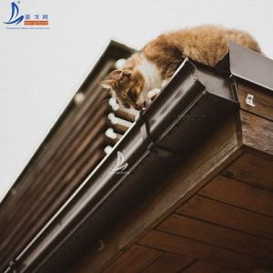 [Hot Item] Colored Rain Water Seamless Gutter Cap Downspout Hanger Roofing Rain Metal Roof 7K Gutter Gutters Aluminum for Water