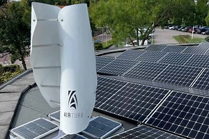 La start-up Airturb dévoile un système hybride solaire/éolien domestique et hors réseaux