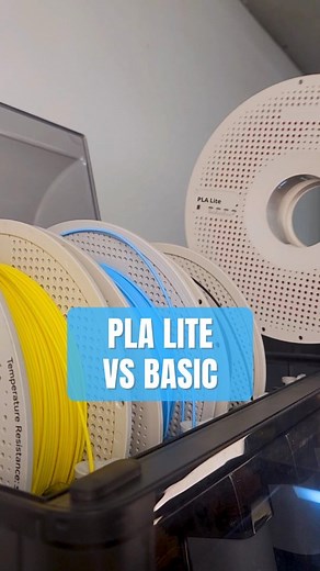 PLA Lite vs PLA Basic (Bambu): misma experiencia “poner y usar” con RFID, dos perfiles para lo que necesites 👇 PLA Lite: más accesible, perfecto para imprimir mucho todos los días. PLA Basic: el clásico de siempre, con el acabado que ya conocés. Auto-detección en AMS, colores listos, y a imprimir. 👉 Contame en comentarios: ¿Lite o Basic? ¿Qué color te llevás? 📦 ULTIMAS HORAS DE CYBER MONDAY, 6 cuotas sin interes, envío rápido y soporte en 🇦🇷. #BambuLab #PLALite #PLABasic #AMS #3DInsumos #Im