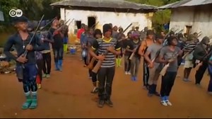 Cameroun : embarqué avec l'armée au coeur du conflit anglophone