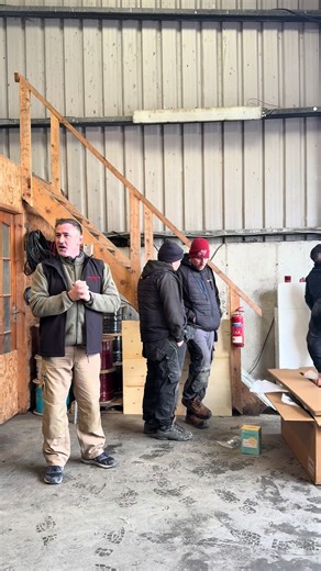 From First Installation to Live Training – GoodWe Energizes Ireland ⚡ Following our first ESA All-In-One installation in Co. Clare, we kept the momentum going 🙌 Today we hosted a hands-on Installer Training Event in Ireland, alongside our trusted distributor Western Solar Ireland. Big thanks to all the installers who joined us for live demos and practical training on GoodWe solutions, including the ESA All-In-One system. Real installs, real knowledge, real support !