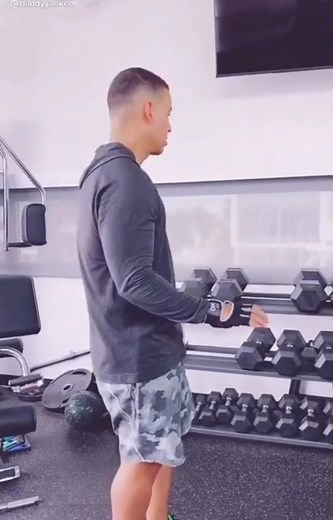 #DaddyYankee se disfruta sus propios temas 😂🔥 | yo tambien extraño el reggaeton viejo