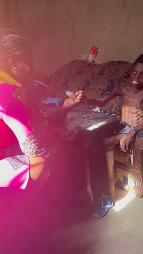 #TheBrilliantBoy ; A quick check on our boy , Marvelous . He has just returned from the hospital . He is improving but slowly . It is a gradual process and We are grateful to God for this . We are optimistic his health will be restored back fully. Our boy is in high spirit and he was smiling all through our visit . We are with you Marvy ! Keep fighting ❤️❤️❤️ To support Marvelous Medicals , please send to his new account just opened ; Access bank 1722580801, acc name: omogbadegun marvellous tobi