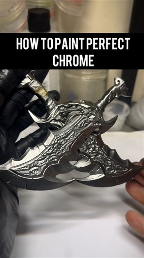 Print&Paint Studio on Instagram: "⚠️Read - if you want perfect blades of chaos ⚔️ After the base primer, apply a high-gloss black lacquer. Then spray Chrome for Plastic – Lacquer A-Stand from AMMO. Once this base is done, you can shift the chrome tone into different shades. For gold handles or single-color parts, use Clear Brown, Candy Gold, or Clear Orange. With enamel paints, you can do wonders 😎 They don’t react with lacquer or acrylics, so after application you can safely clean or adjust th