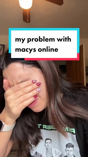 can’t believe this happened TWICE. i’m never ordering a christmas gift from @Macy’s ever again 😤😤 #christmasgift #christmas #macys