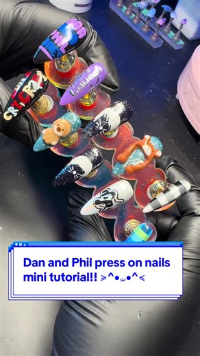Make my Dan and Phil set with me! Recently got to make this set again for a client and decided to make this video while making them!! Tried a new angle when recording this and I don’t think it worked out as well as I hoped it would… I don’t think I’ll be using this method again 😅 I do plan on making a paint and chat for this set so look out for that!! 👀 If you would also like your own set of custom press on nails that are salon quality without salon pricing, check out my page for more informat