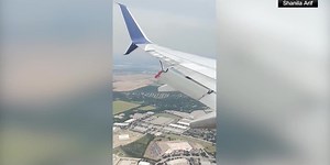 Part of Delta plane wing breaks off during flight