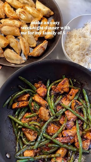 One of my favorite easy weeknight meals is this chicken and string bean stir fry! It’s family approved but also boasts a whopping 40g of protein per serving, and is calorie, macro and WW friendly! I served it with white rice and frozen pot stickers for a true fakeout takeout meal! 🥡 . Full recipe at https://sweetsavoryandsteph.com/healthy-chicken-and-string-bean-stir-fry/ | Sweet Savory and Steph