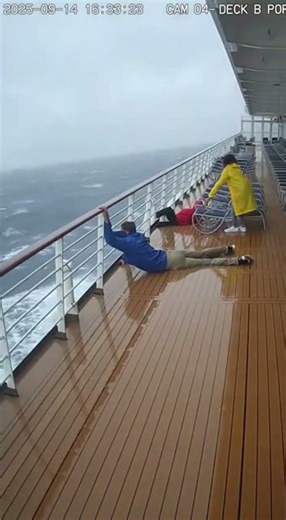 Luxury cruise faces giant ocean waves captured on security cameras 🌊😨