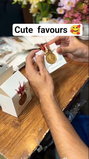 Custom Wedding 🎁 Favor Box with Wax Seal