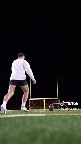 Kick Vlogs: Perfecting Field Goals in Arizona