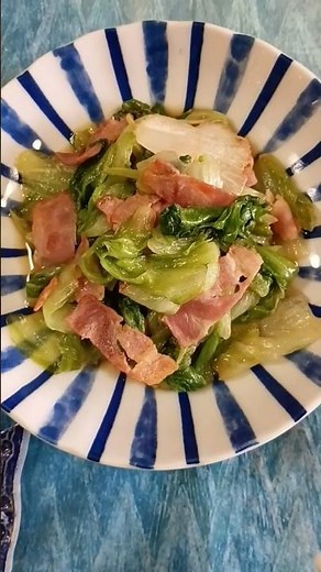 ベーコンのカリカリとレタスたっぷり簡単調理