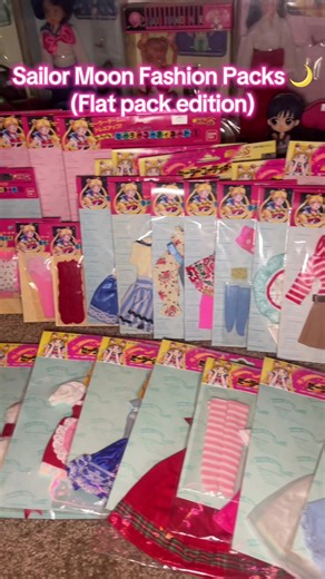 Selling alllll of my fashion packs but thought I’d get a video of them before shipping a couple of them out. 💖 See my on Mercari or eBay with this handle, or on Insta @sailornikolesales if you’re interested in any of them. 😉 #sailormoon #collector #collection #dolls #bandai