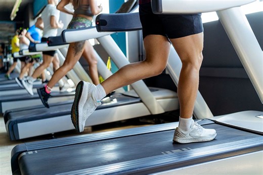 Treadmills cause thousands of injuries each year. Here’s how to use one safely - Local News 8
