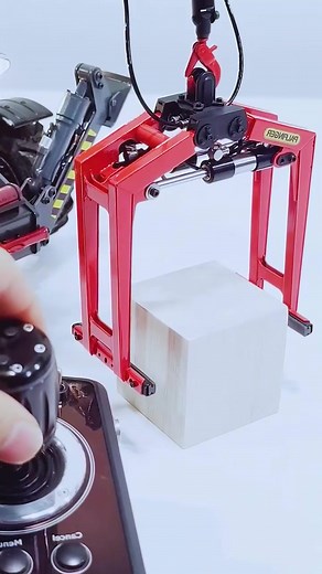 What do you think of the details of this remote control van compartment #mini #interesting #models #remotecontrol #r | RC KN