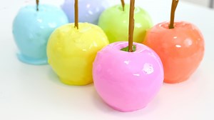 Rainbow Candy Apples