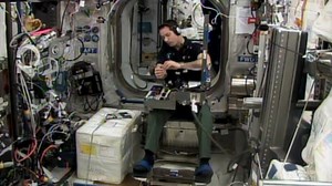 Gripping experiment in space