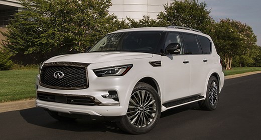 Apple CarPlay on Infiniti QX80, how to connect