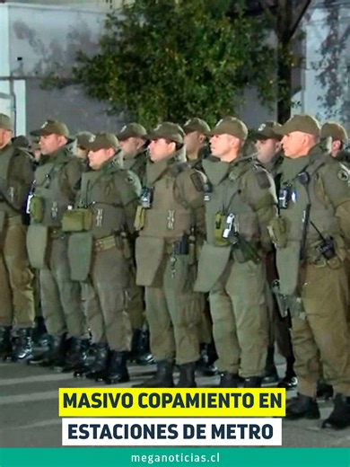 🔴 Un amplio operativo de copamiento realizó la mañana de este miércoles Carabineros de Chile en distintos puntos de la Región Metropolitana, con un importante despliegue de funcionarios en estaciones de Metro, paraderos y sectores de alta afluencia de público.